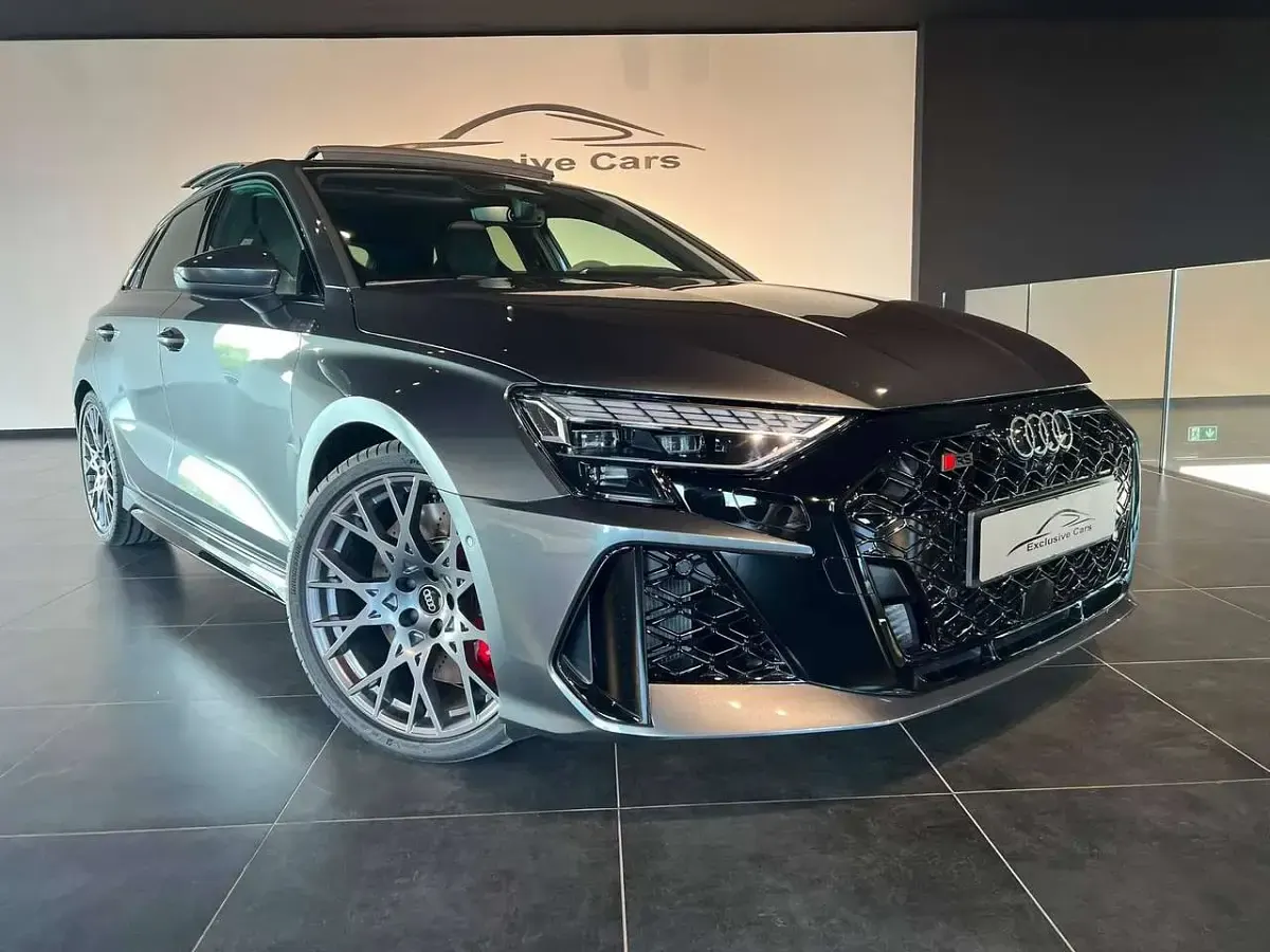 Nuova Audi RS3 Ambiente 400 CV (294 kW) 2026 Grigio daytona perla Berlina
