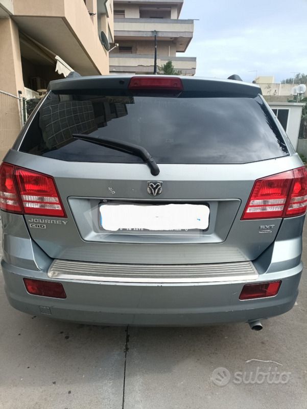 Usata Dodge Journey 140 CV (102 kW) 2008 Verde SUV