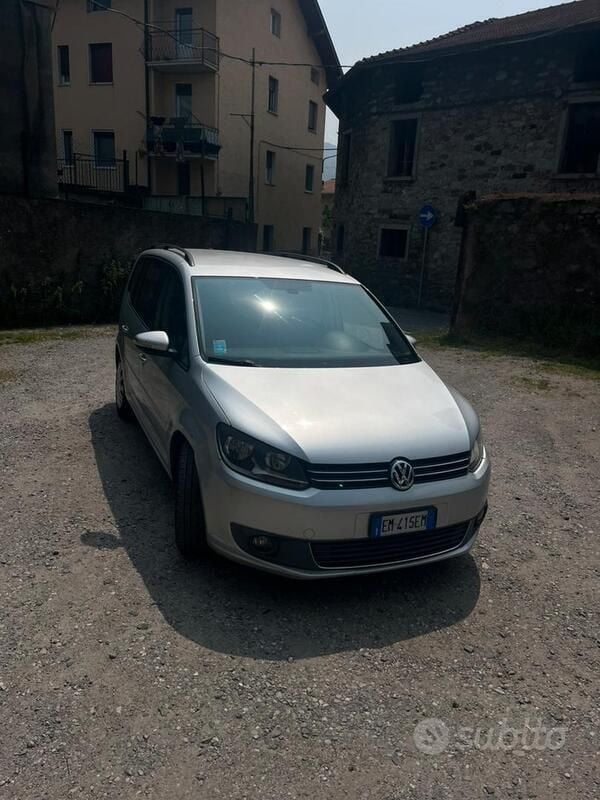 Usata VW Touran 150 CV (110 kW) 2012 Grigio Monovolume