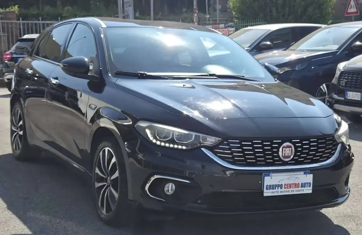 Usata Fiat Tipo 120 CV (88 kW) 2017 Nero Berlina