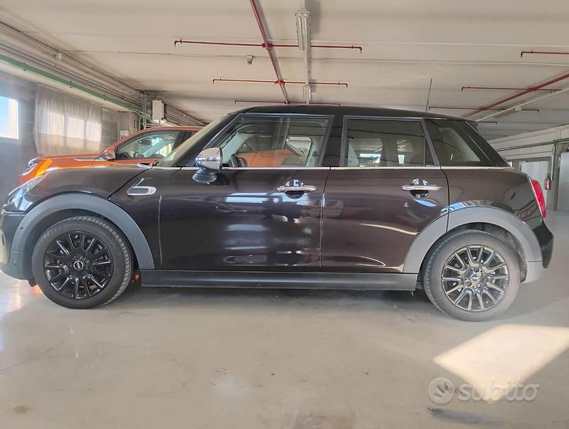 Usata Mini ONE 136 CV (100 kW) 2016 Marrone Utilitaria