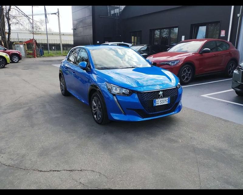 Käytetty Peugeot e-208 Allure 56 kW (77 HP) 2020 Sininen Viistoperä