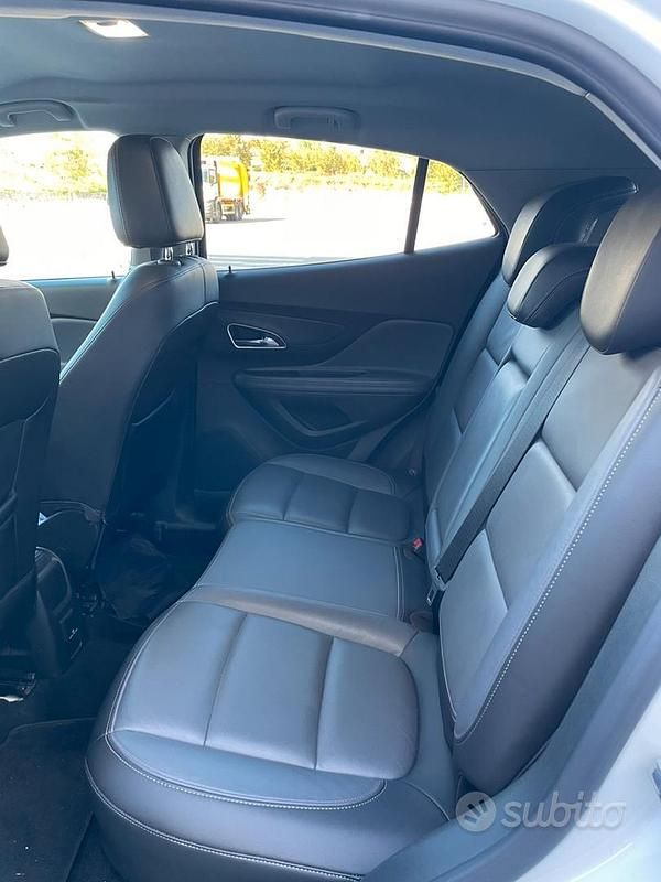 Usata Opel Mokka Cosmo 115 CV (84 kW) 2015 Bianco SUV