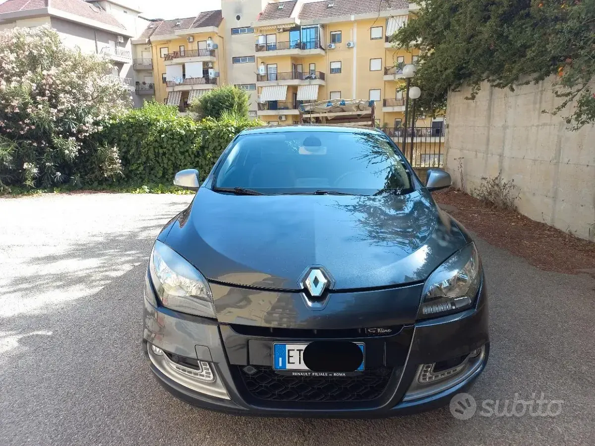 Usata Renault Mégane Coupé 110 CV (80 kW) 2013 Grigio Coupé