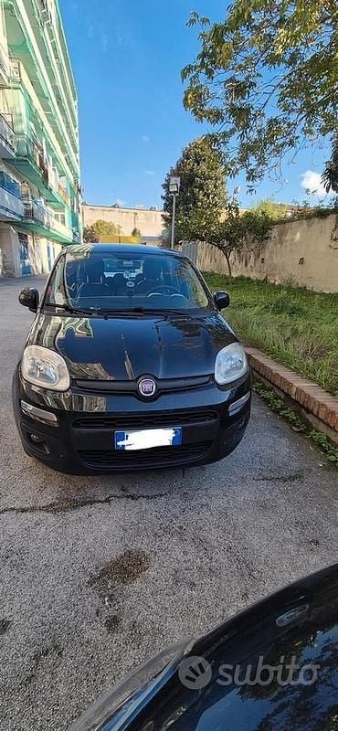 Usata Fiat Panda Lounge 70 CV (51 kW) 2015 Nero Berlina