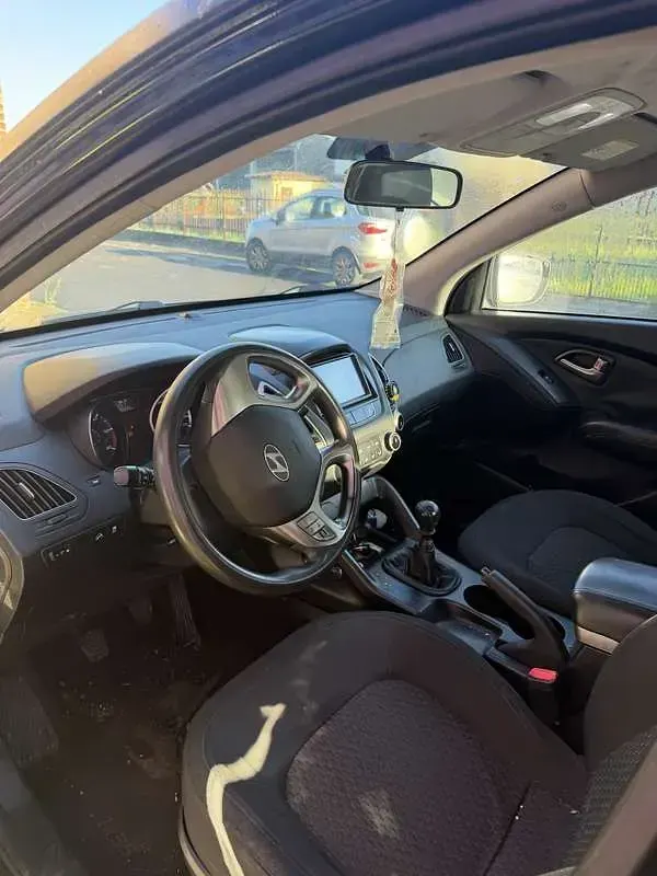 Usata Hyundai ix35 Classic 116 CV (85 kW) 2011 Nero SUV