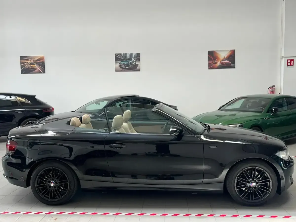 Usata BMW 120 Efficient Dynamics 176 CV (129 kW) 2009 Nero Utilitaria