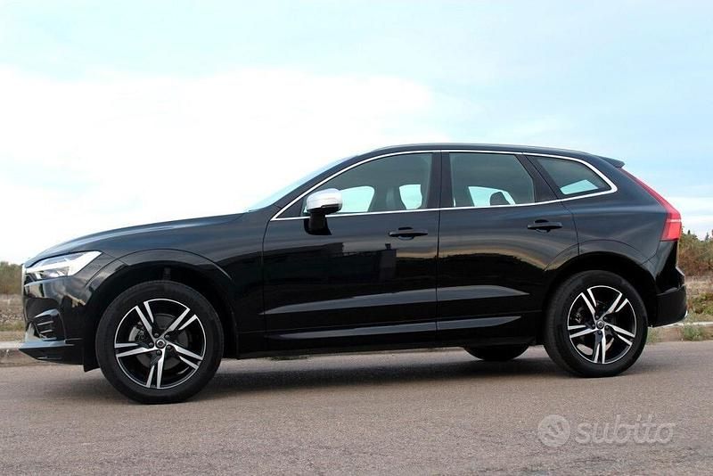 Usata Volvo XC60 R-Design 190 CV (139 kW) 2019 Nero SUV