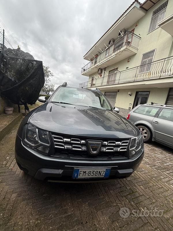 Usata Dacia Duster 100 CV (73 kW) 2018 Blu SUV