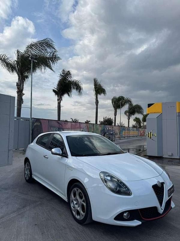 Usata Alfa Romeo Giulietta 120 CV (88 kW) 2018 Other Utilitaria
