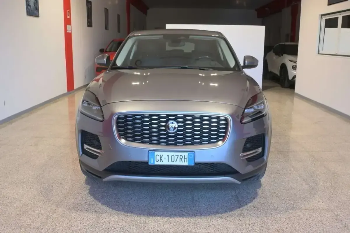 Usata Jaguar E-Pace SE 163 CV (119 kW) 2022 Grigio SUV