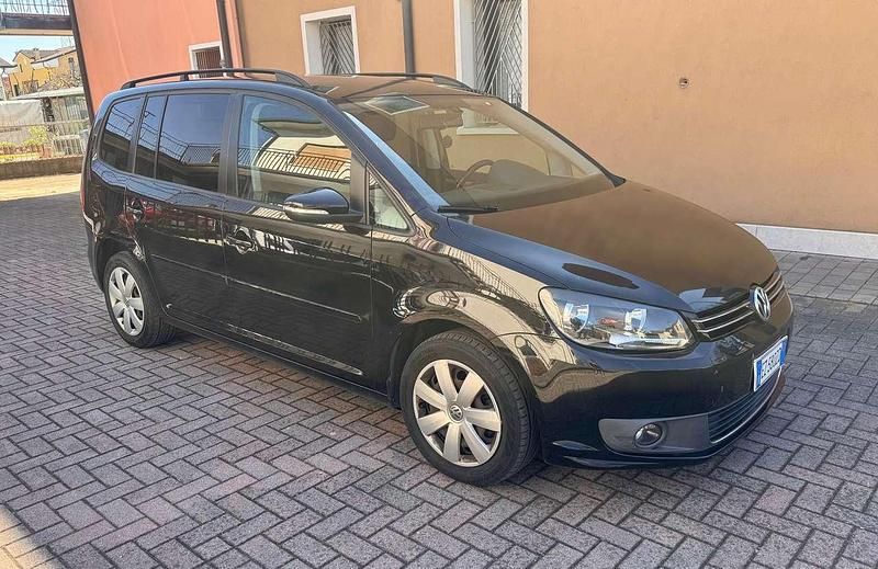 Usata VW Touran 105 CV (77 kW) 2015 Nero Monovolume