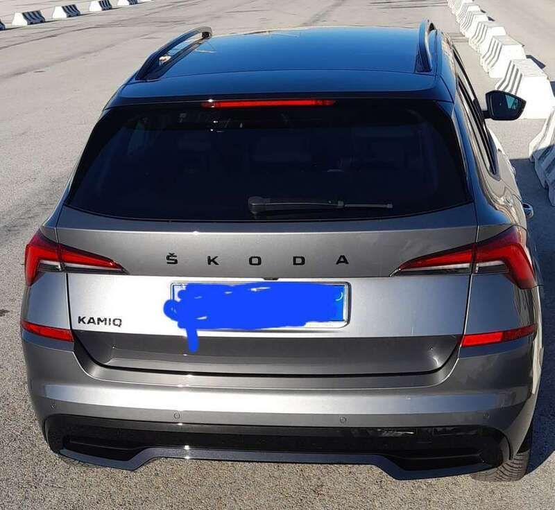Usata Skoda Kamiq Monte Carlo 116 CV (85 kW) 2023 Grigio SUV