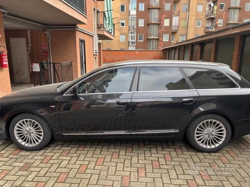 Nero Usata 2010 Audi A6 Comfort Station wagon | 10.500 € - Immagine 1/4