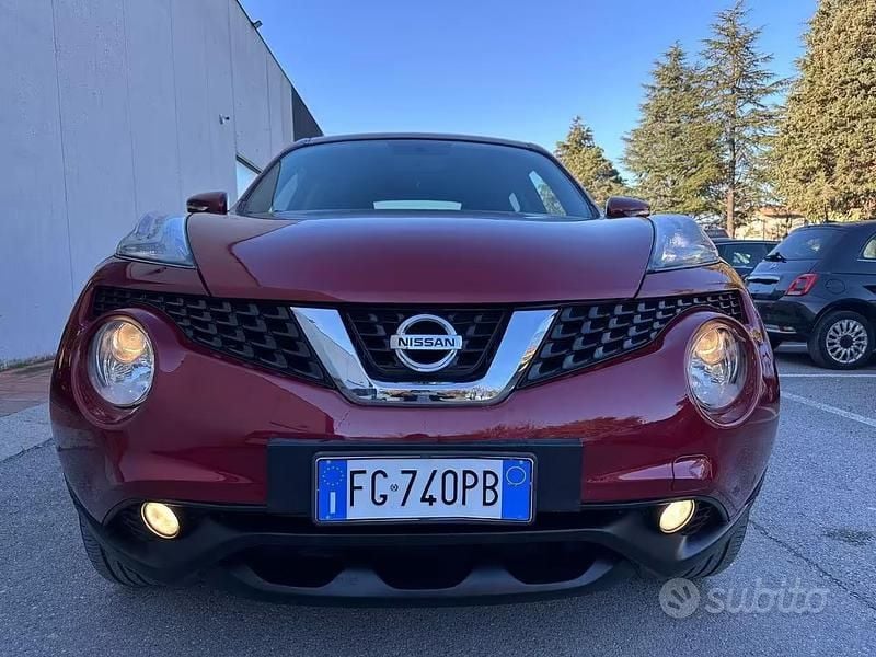 Usata Nissan Juke Acenta 110 CV (80 kW) 2017 Rosso SUV