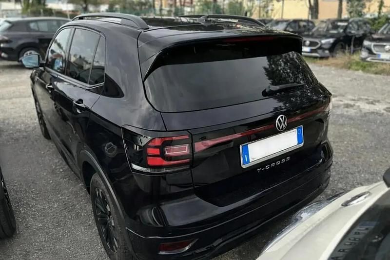 Usata VW T-Cross Style 110 CV (80 kW) 2022 Nero SUV
