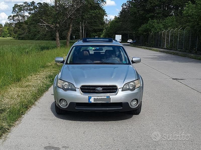 Usata Subaru Outback 2006 Grigio Station wagon