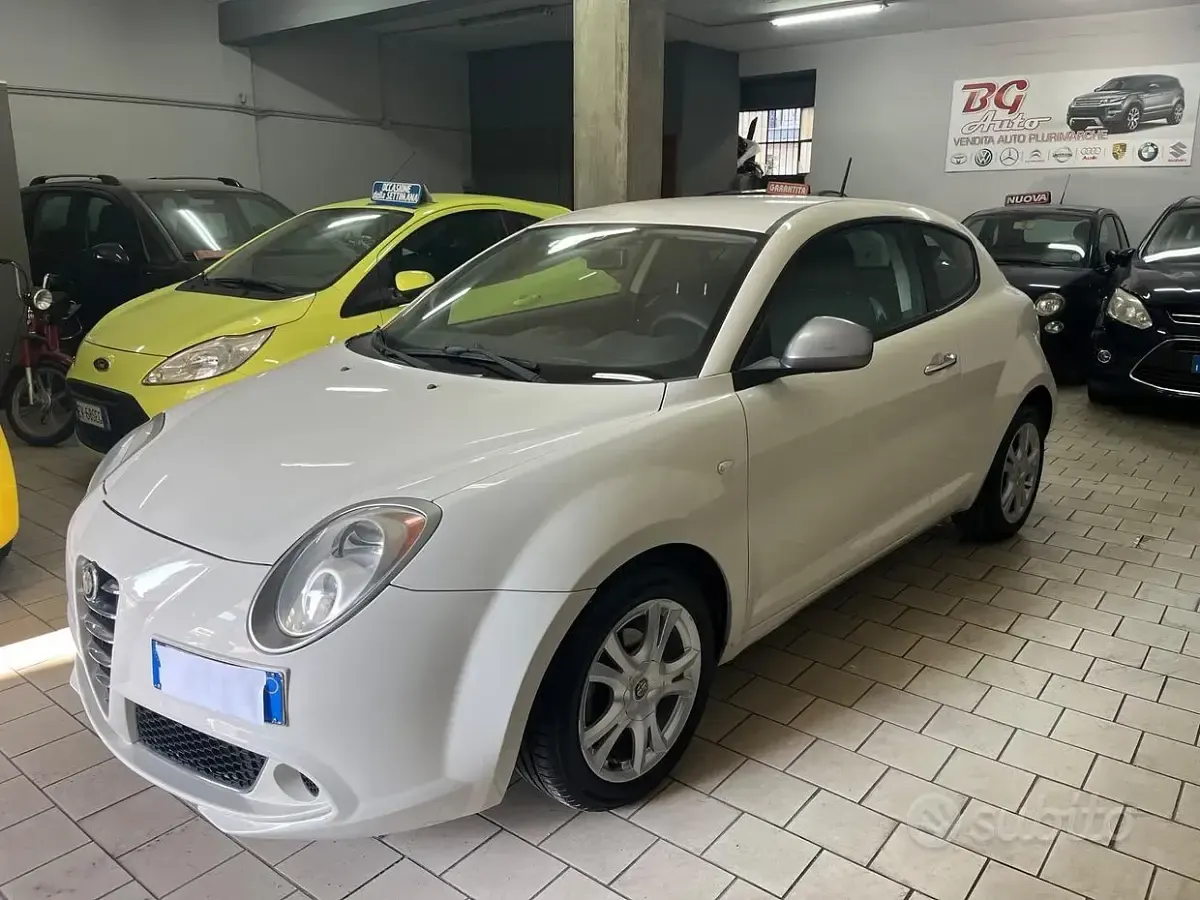 Usata Alfa Romeo MiTo Distinctive 105 CV (77 kW) 2012 Beige Utilitaria