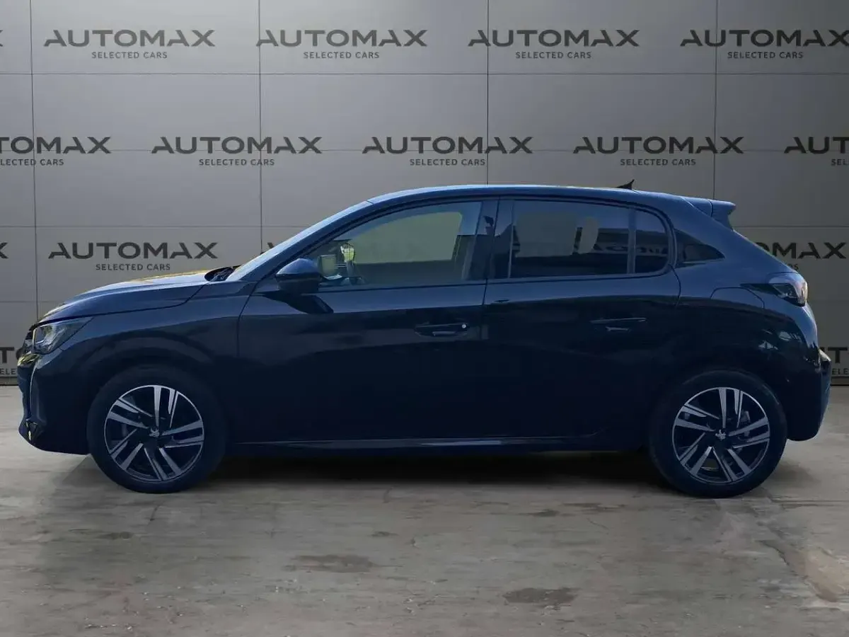 Usata Peugeot 208 Allure 101 CV (74 kW) 2023 Nero Utilitaria