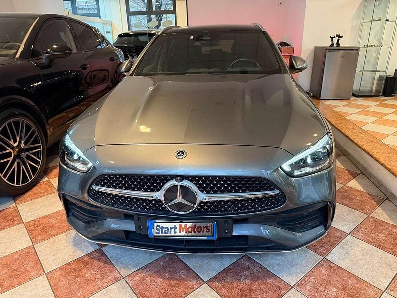 Usata Mercedes C300e Premium 265 CV (194 kW) 2022 Grigio Station wagon