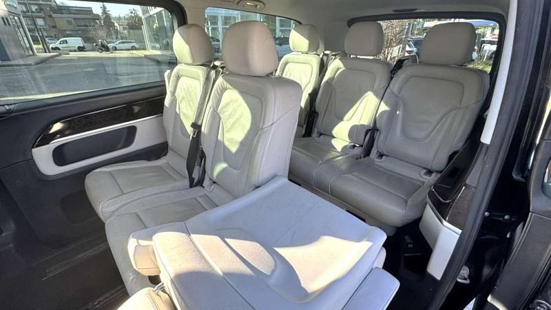 Usata Mercedes V250 Premium 190 CV (139 kW) 2017 Nero Monovolume