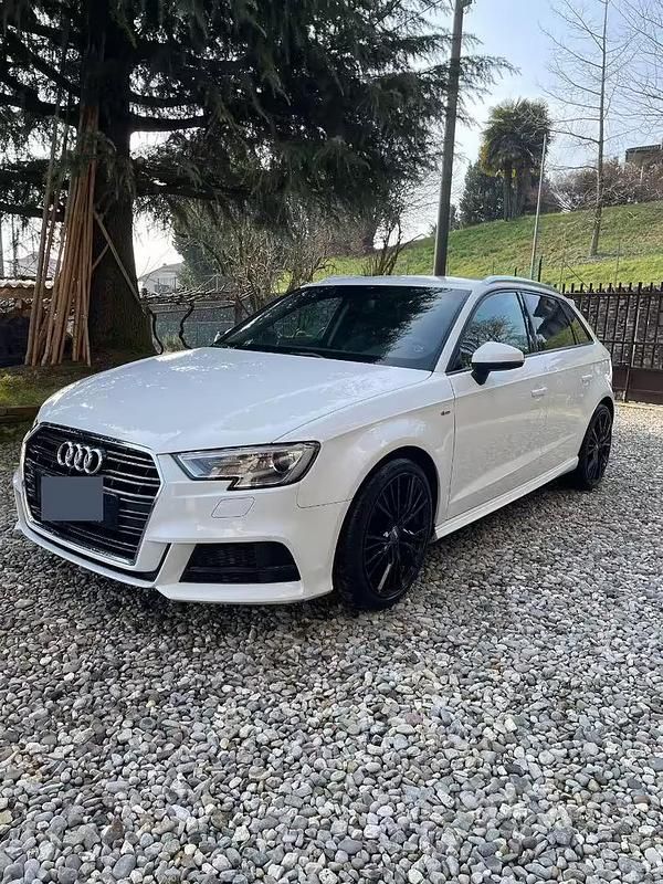 Usata Audi A3 S-Line 110 CV (80 kW) 2017 Bianco Berlina