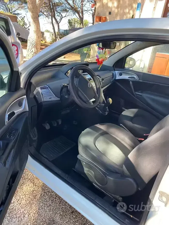 Usata Lancia Ypsilon 2011 Bianco Utilitaria