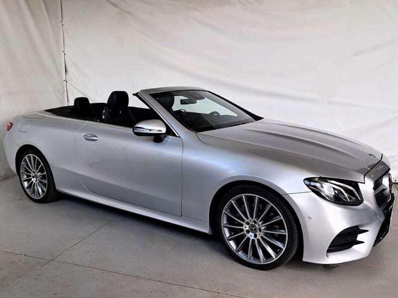 Begagnad Mercedes E220 Premium Plus 194 HK (142 kW) 2019 Grå Cab