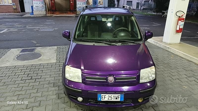 Blu Usata 2011 Fiat Panda Tre volumi | 4400 € (Ottimo prezzo) - Immagine 1/4