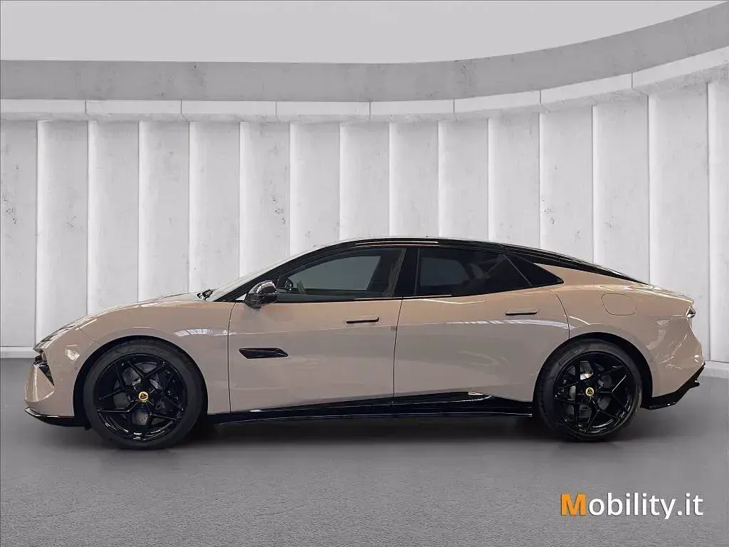 Nuova Lotus Emeya 139 kW (190 CV) 2025 Utilitaria