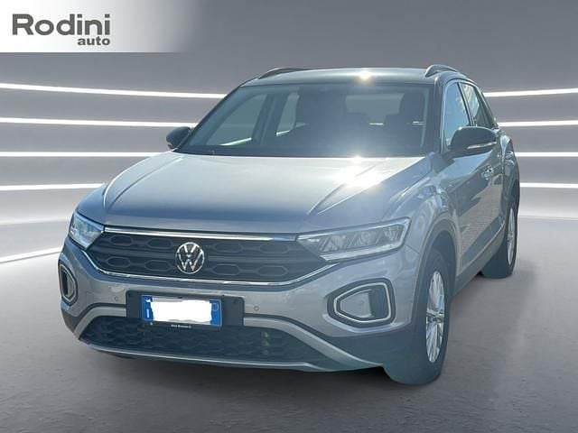 Usata VW T-Roc Life 150 CV (110 kW) 2023 Argento SUV