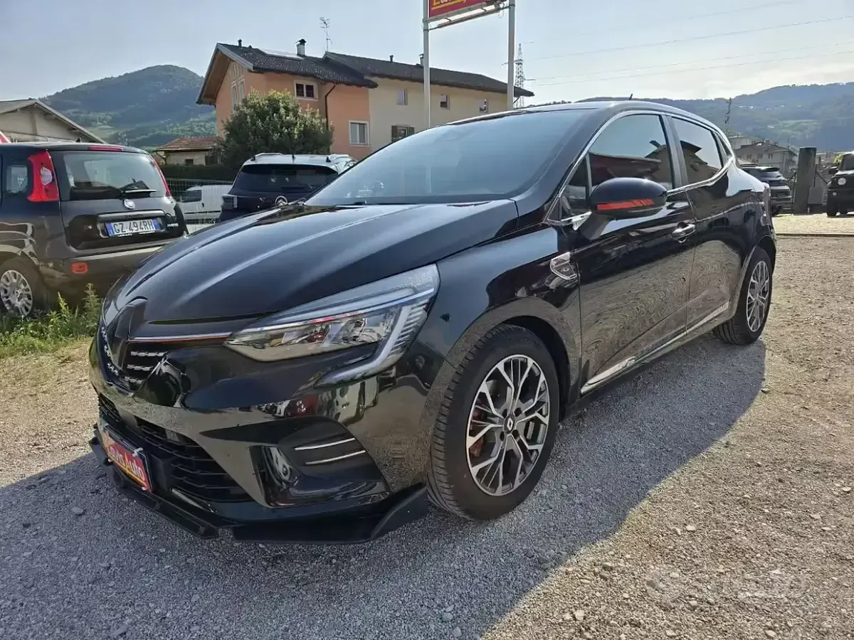 Usado Renault Clio V Intens 90 CV (66 kW) 2022 Negro Berlina