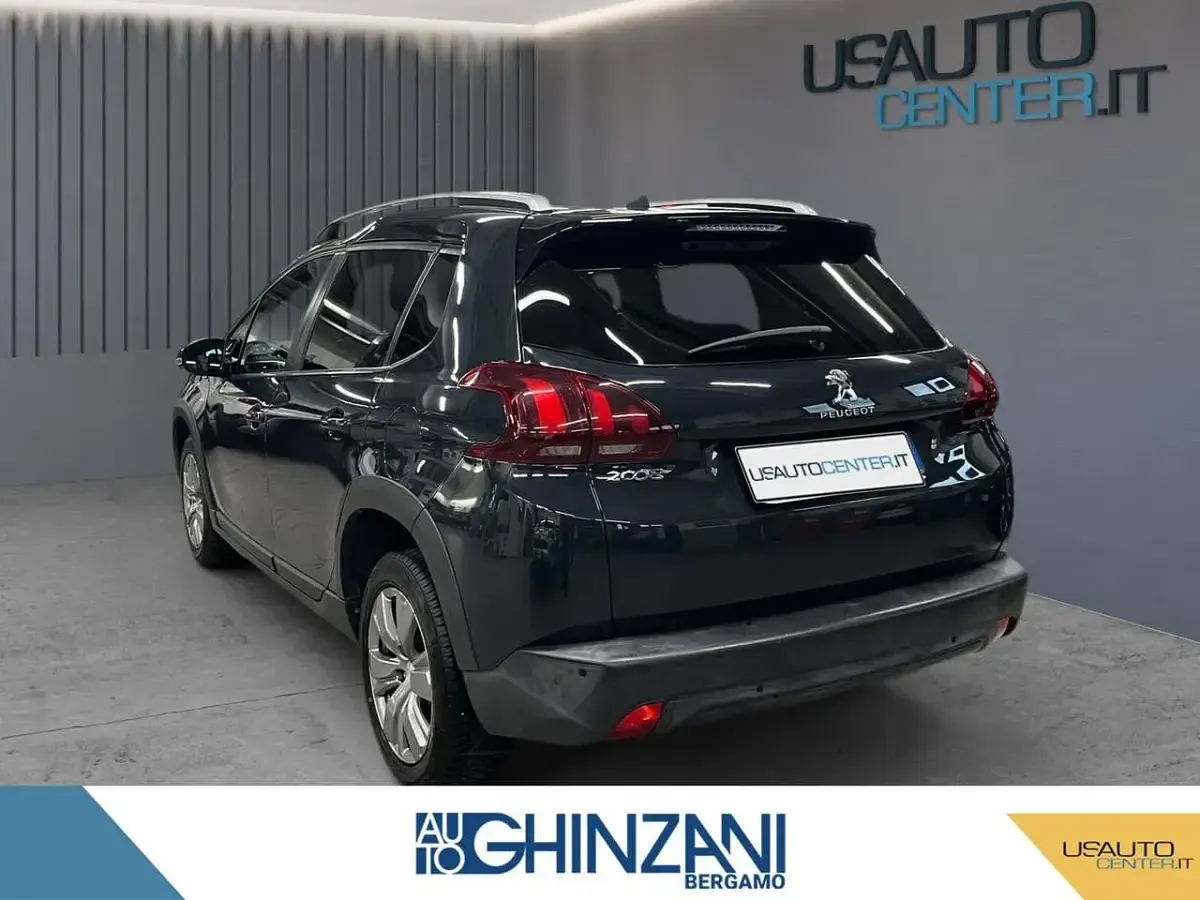 Usata Peugeot 2008 Allure 102 CV (75 kW) 2019 Grigio SUV