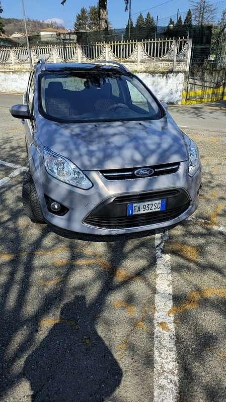 Grigio Usata 2011 Ford Grand C-Max Titanium Monovolume | 4500 € (Buon prezzo) - Immagine 1/4