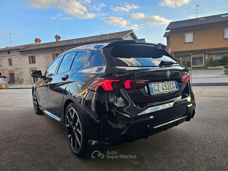 Usata BMW 118 M Sport 150 CV (110 kW) 2025 Nero metallizzato Utilitaria