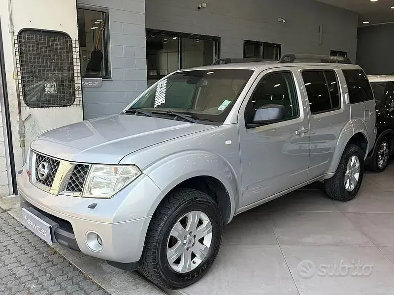 Usata Nissan Pathfinder XE 171 CV (125 kW) 2008 Grigio SUV