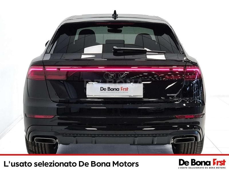 Nuova Audi Q8 S-Line 286 CV (210 kW) 2026 Nero SUV