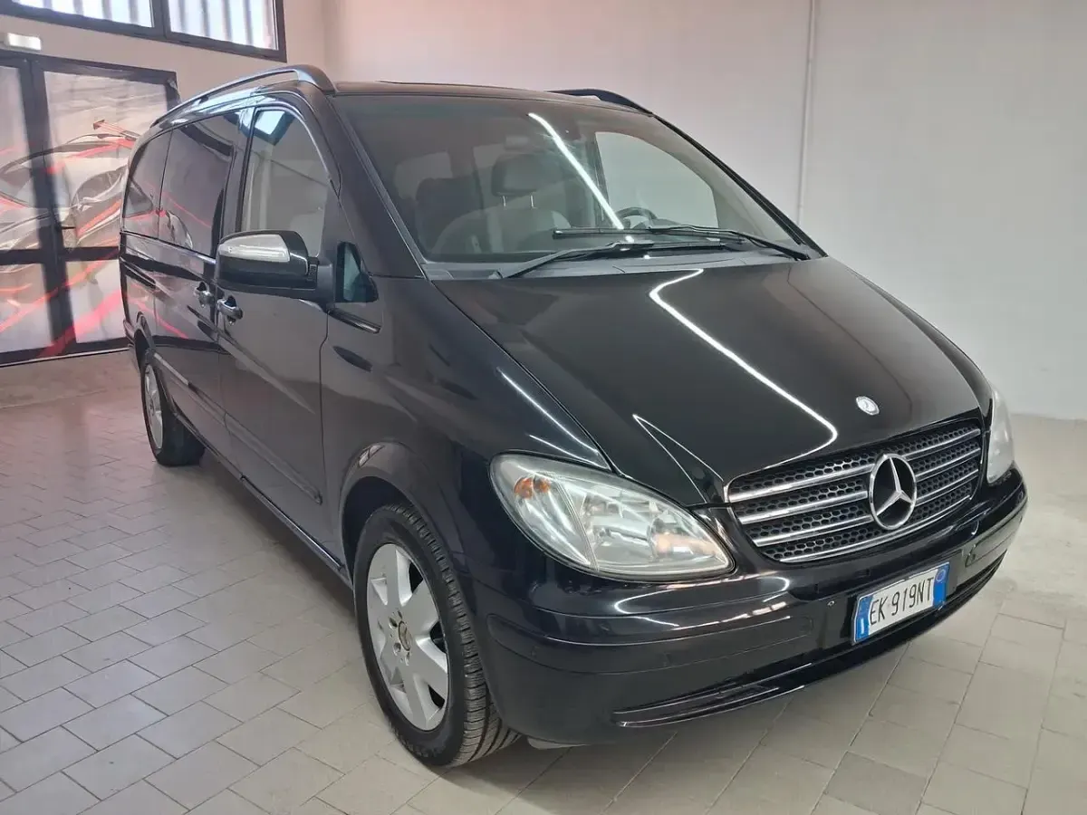 Usata Mercedes Viano 163 CV (119 kW) 2011 Nero Monovolume