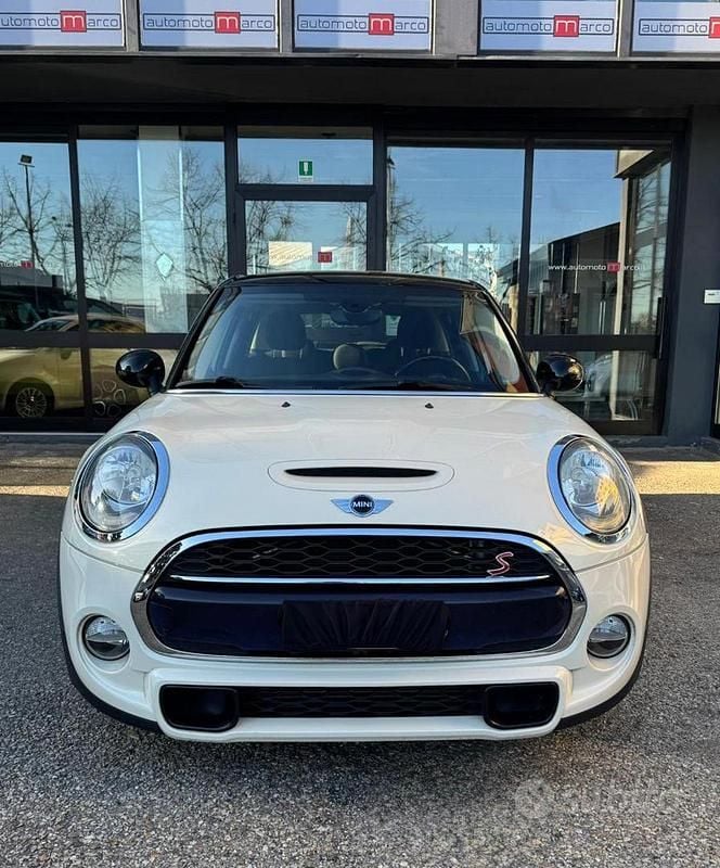 Usata Mini Cooper SD Hype 170 CV (125 kW) 2015 Other Utilitaria