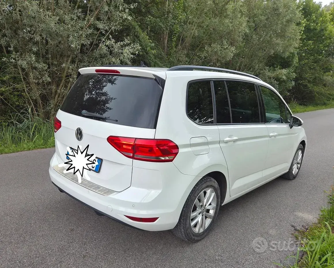 Usata VW Touran 110 CV (80 kW) 2016 Bianco Monovolume