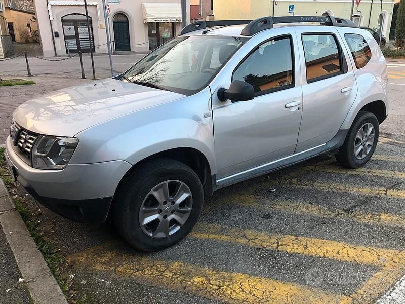 Usata Dacia Duster 2015 Grigio SUV