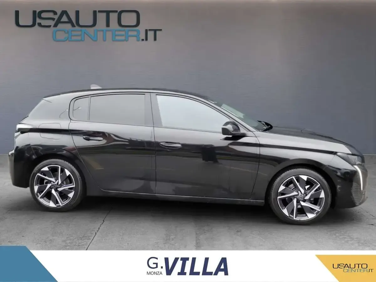 Usata Peugeot 308 Allure 131 CV (96 kW) 2022 Nero Utilitaria