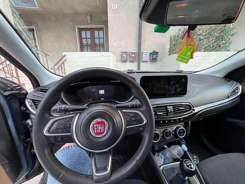 Blu/azzurro Usata 2022 Fiat Tipo City Life Station wagon | 15.000 € (Buon prezzo) - Immagine 1/4