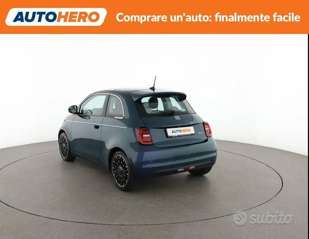 Usata Fiat 500e La Prima 42 kW (58 CV) 2021 Blu Berlina