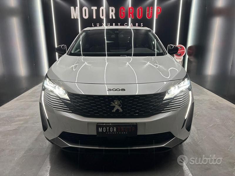 Usata Peugeot 3008 Allure 131 CV (96 kW) 2022 Bianco SUV