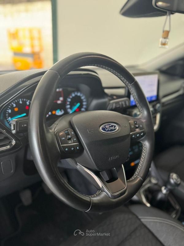 Usata Ford Puma 124 CV (91 kW) 2020 Bianco SUV