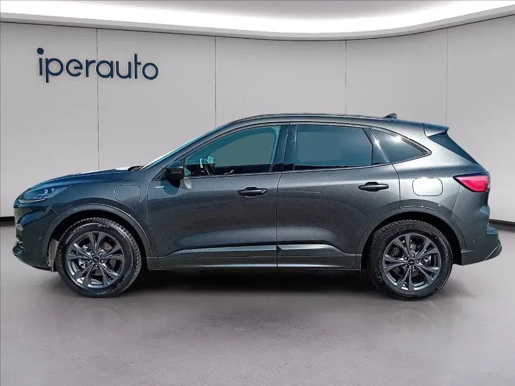 Usata Ford Kuga ST-Line X 225 CV (165 kW) 2023 Grigio s. SUV