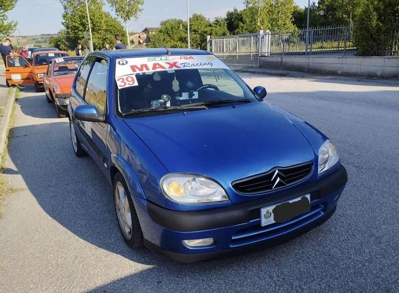Usata Citroën Saxo 98 CV (72 kW) 2001 Blu/azzurro Utilitaria