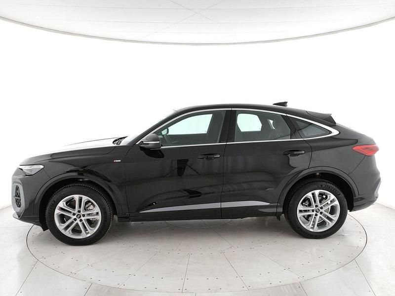 Nuova Audi Q5 Sportback S-Line 204 CV (150 kW) 2025 Nero SUV