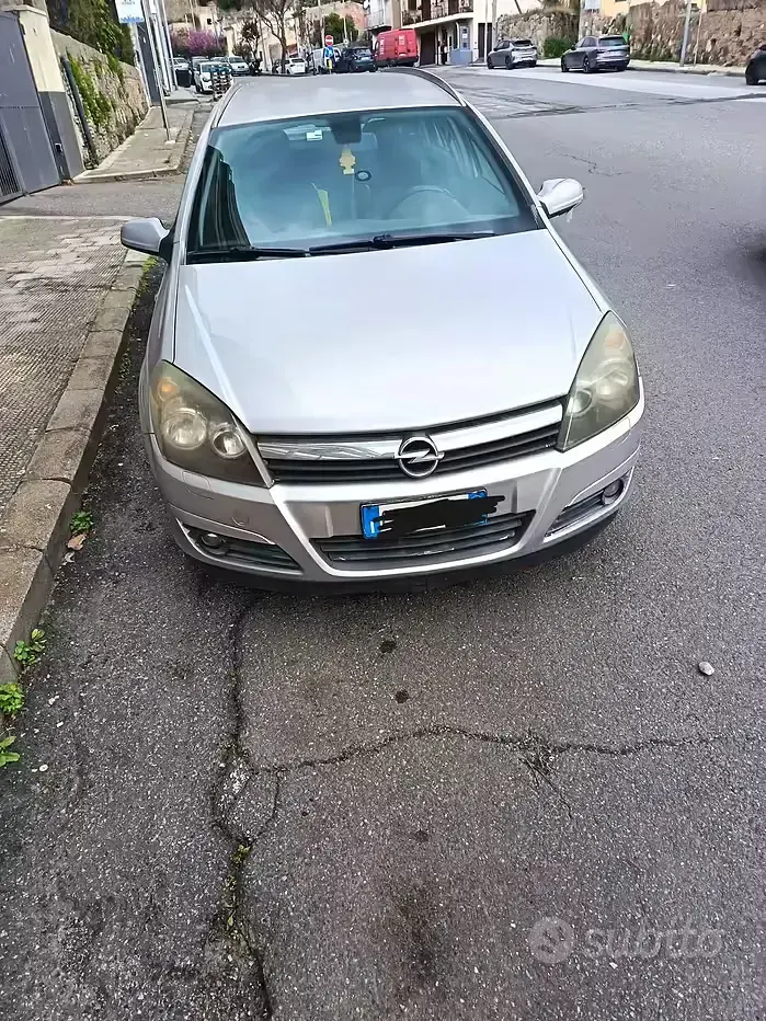Usata Opel Astra 101 CV (74 kW) 2005 Grigio Station wagon